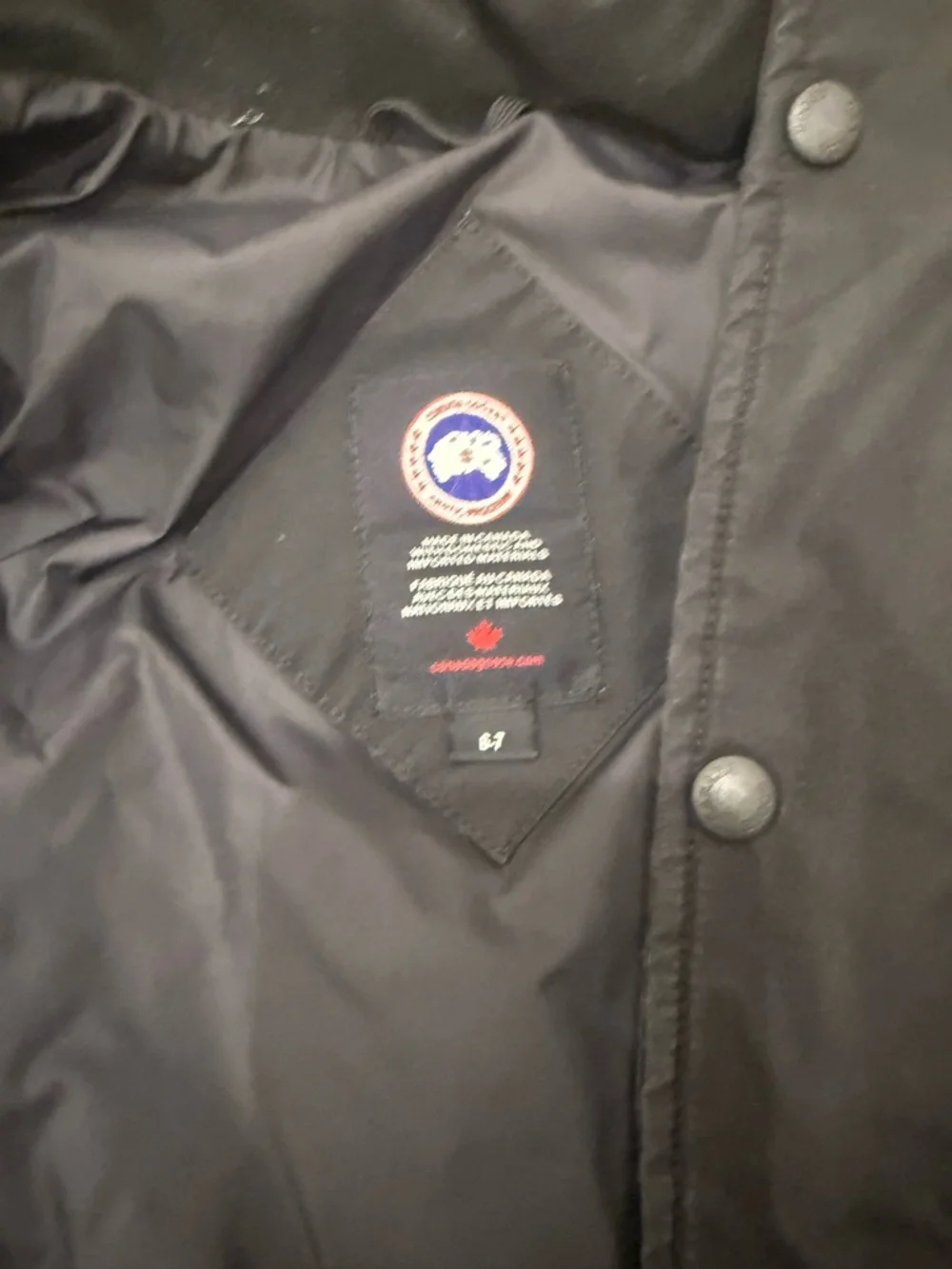 Canada Goose Black Hooded Puffer Jacket size 6-7 - Picture 4 of 7